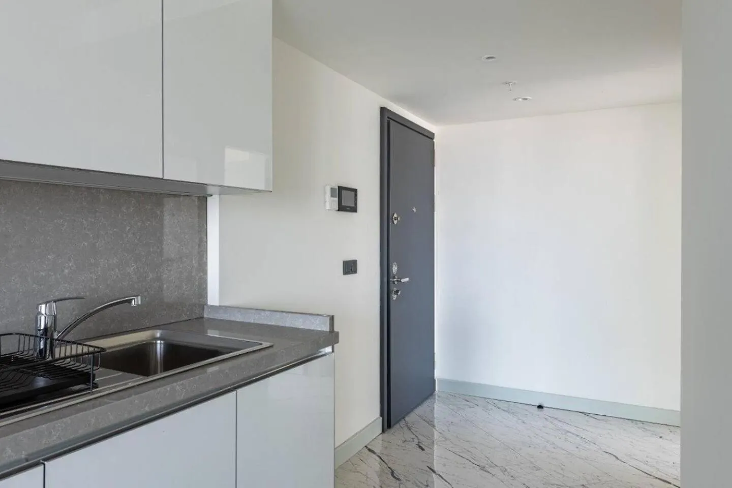 Beautiful Bright 2Bed - Parkingpoolterrace! #341 Apartment Istanbul
