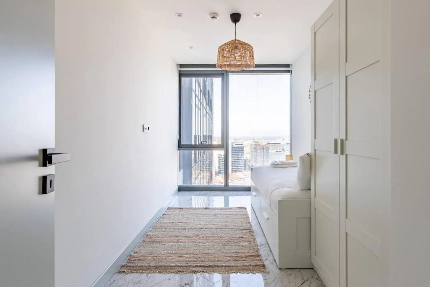 Beautiful Bright 2Bed - Parkingpoolterrace! #341 Apartment Istanbul