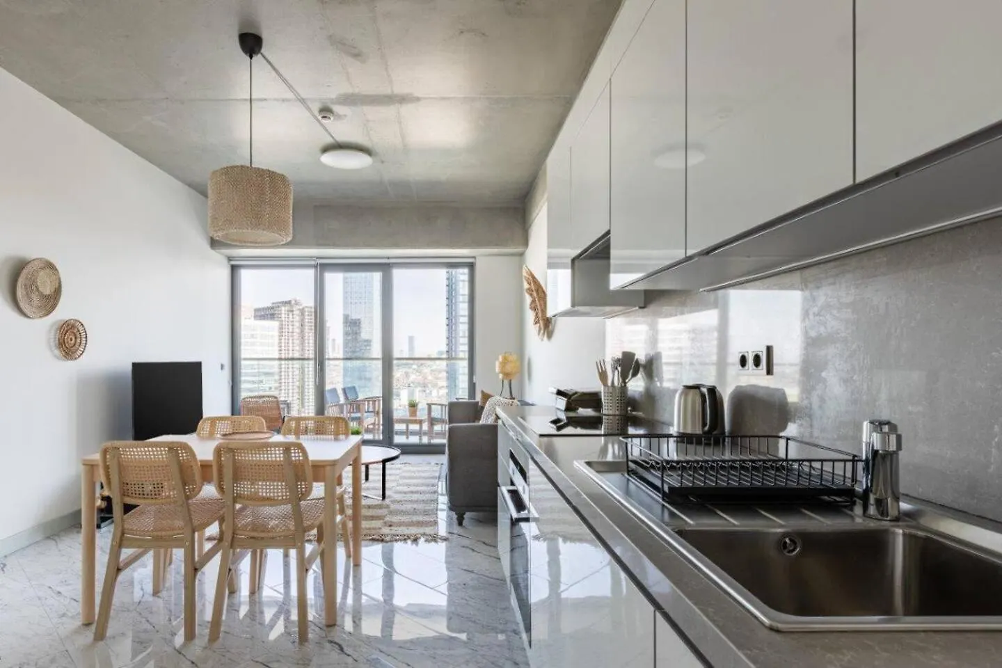 Beautiful Bright 2Bed - Parkingpoolterrace! #341 Apartment Istanbul