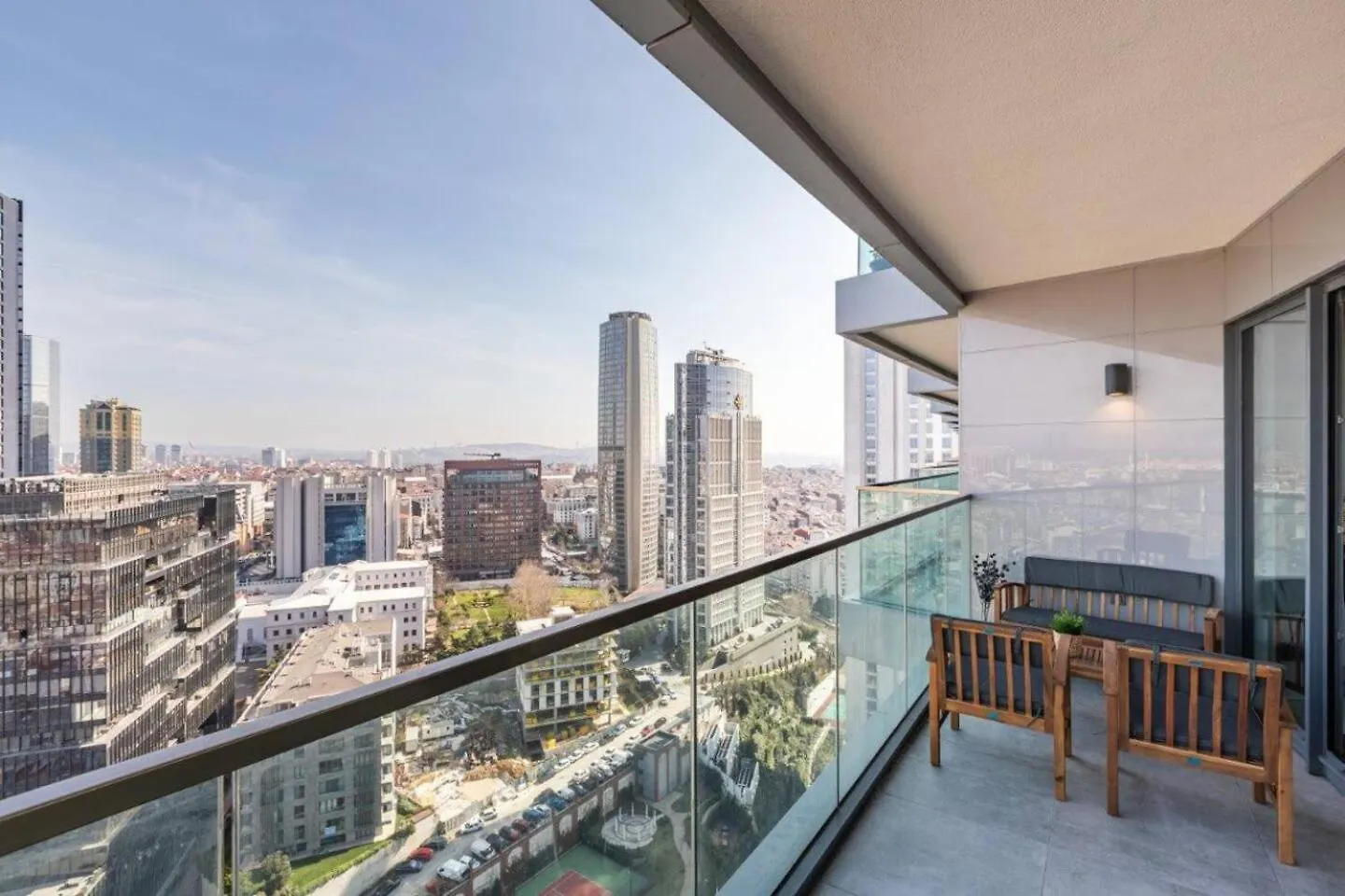 Beautiful Bright 2Bed - Parkingpoolterrace! #341 Apartment Istanbul