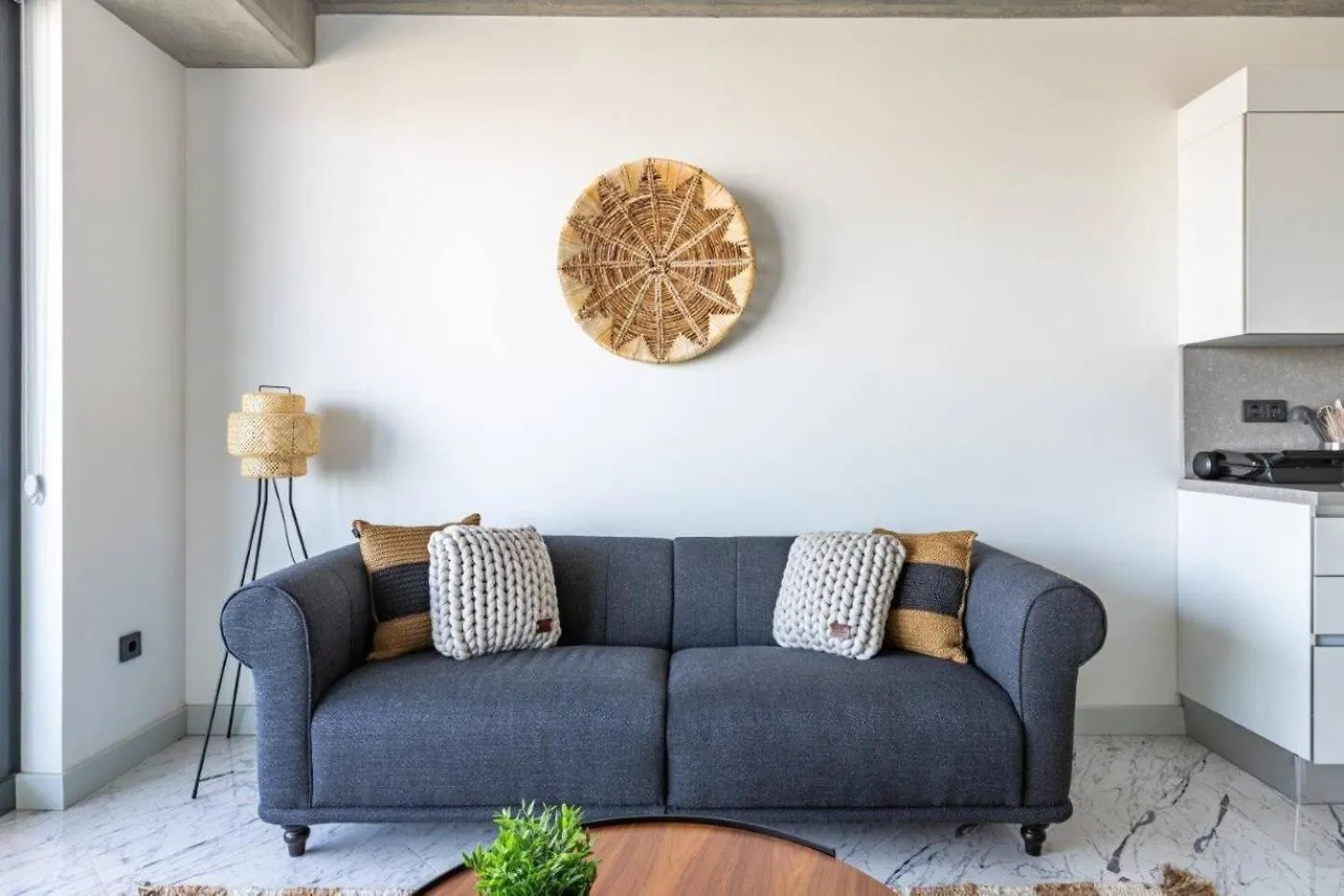 Beautiful Bright 2Bed - Parkingpoolterrace! #341 Apartment Istanbul