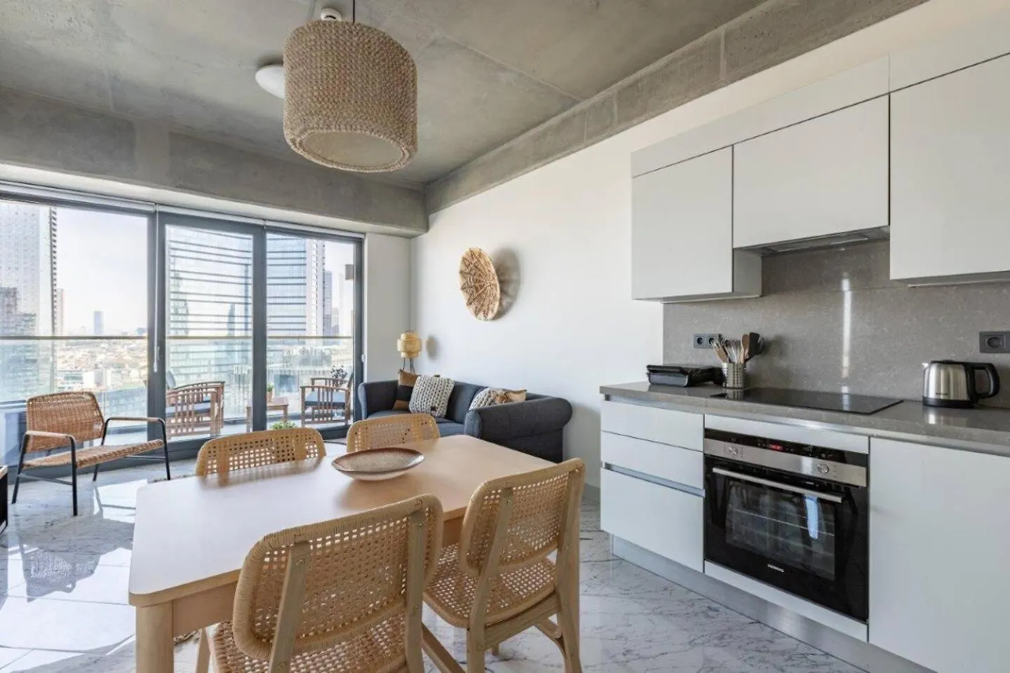 Beautiful Bright 2Bed - Parkingpoolterrace! #341 Apartment Istanbul